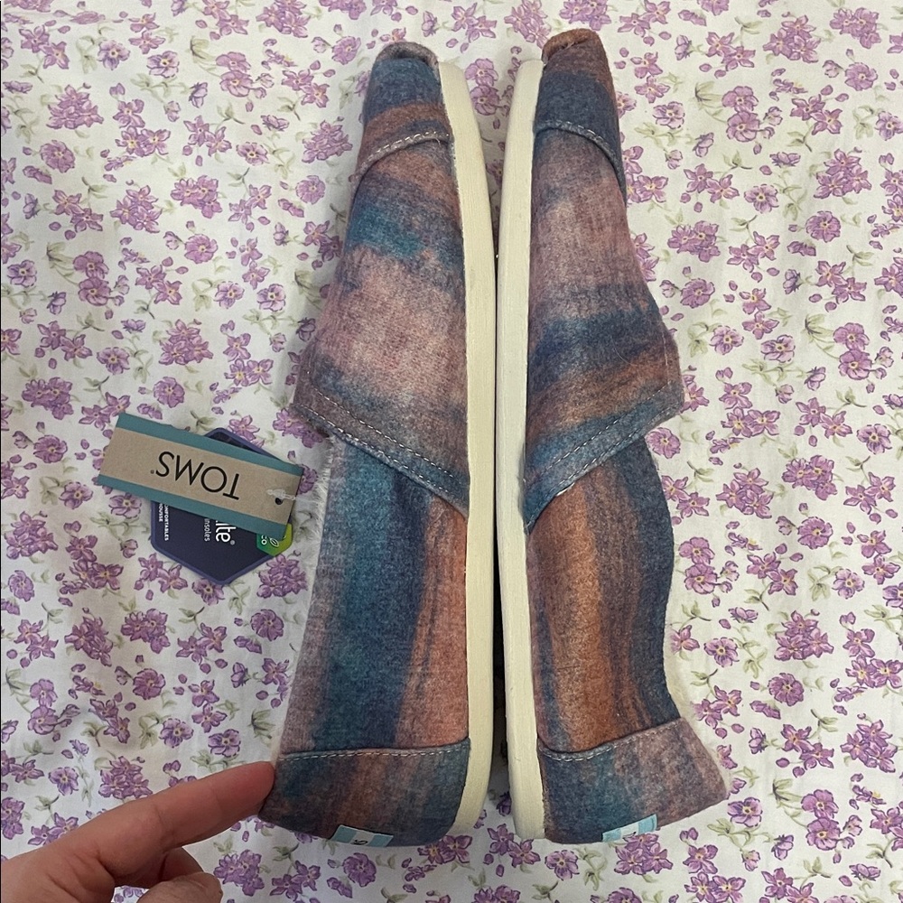 TOMS Women’s Alpargata Slip Ons in Cloudy Pink Size 10 NWT - Picture 6 of 9